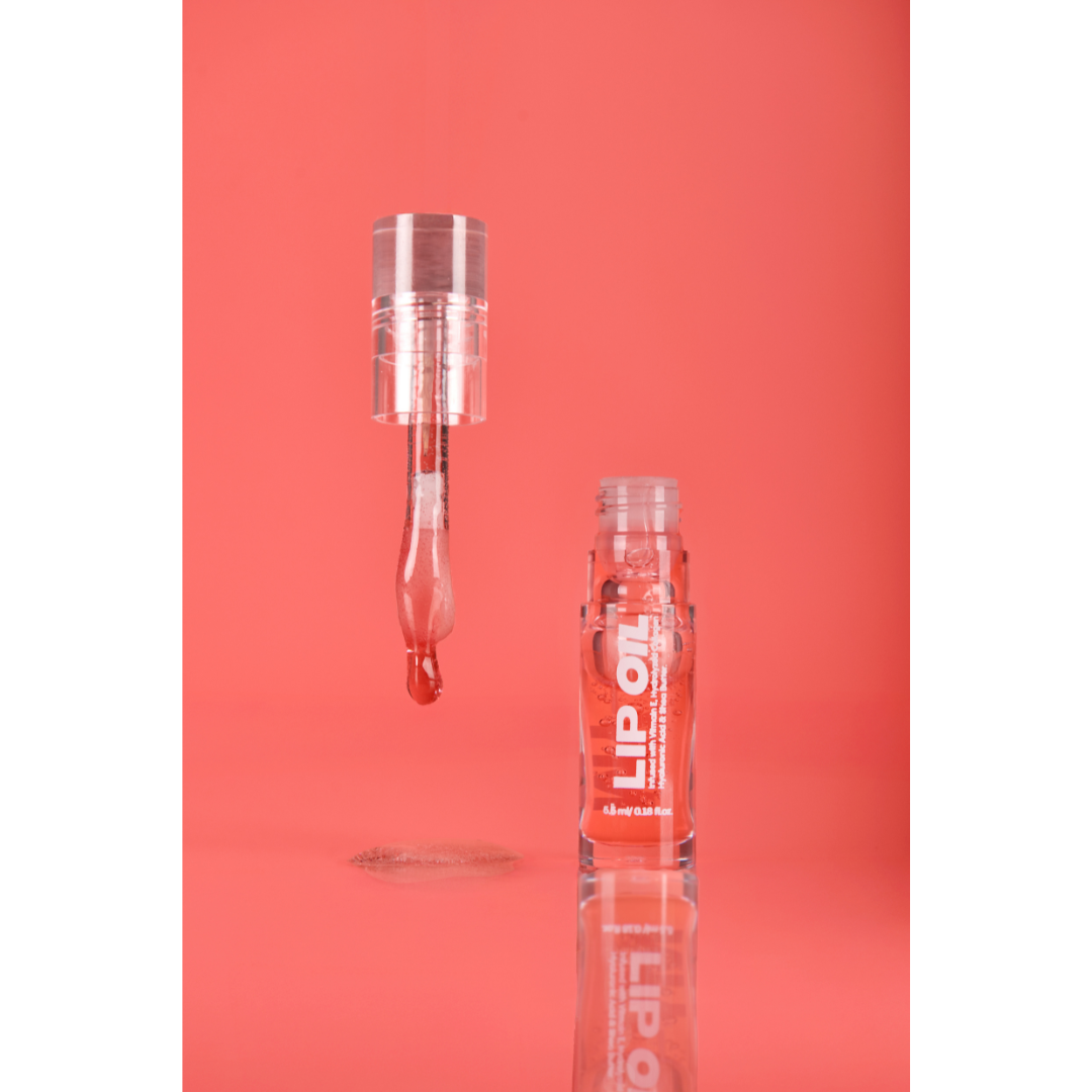 MY-M-ADVANCE Lip oil dropper bottle with red liquid