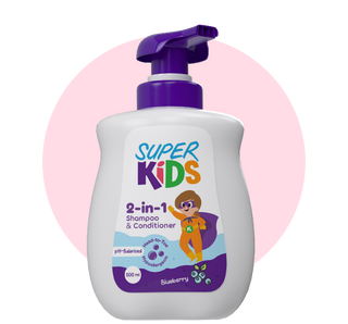 A bottle of Superkids 2 in 1 Shampoo & Conditioner. The scent is indicated as Blueberry and the packaging is marked as 500 ml.